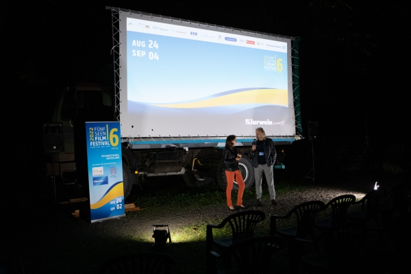 Open Air Weßling Kino Pfarrstadel (© Dirk Hagena)